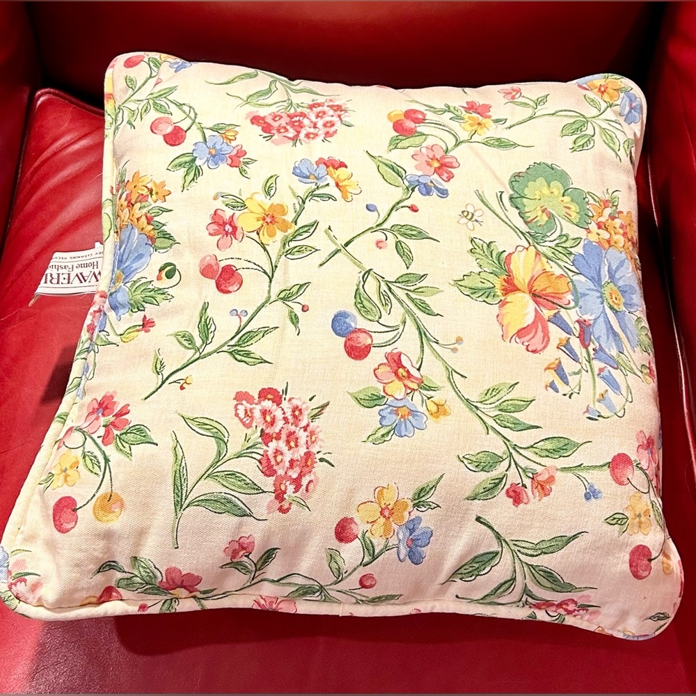 Pair of Vintage Waverly Home Fashions Yellow Floral Decorative Accent Pillows - Picture 2 of 16